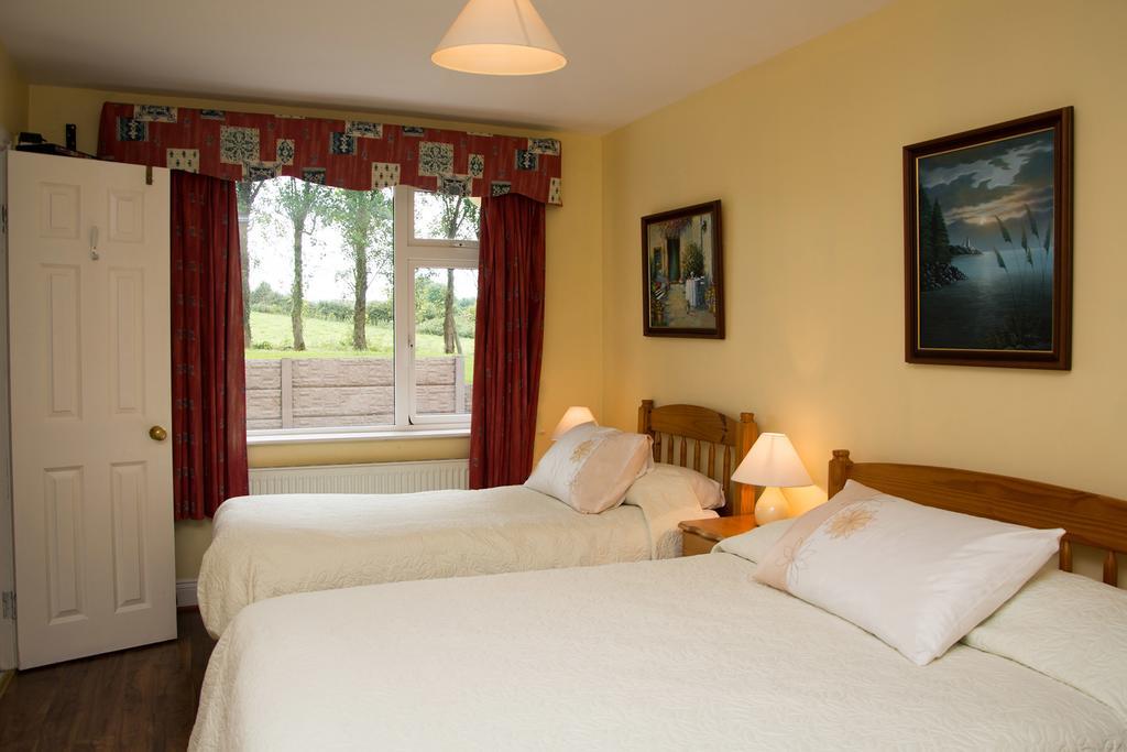 Knights Haven Bed and Breakfast Glin Exteriör bild