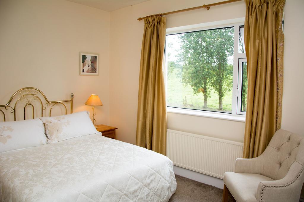 Knights Haven Bed and Breakfast Glin Exteriör bild