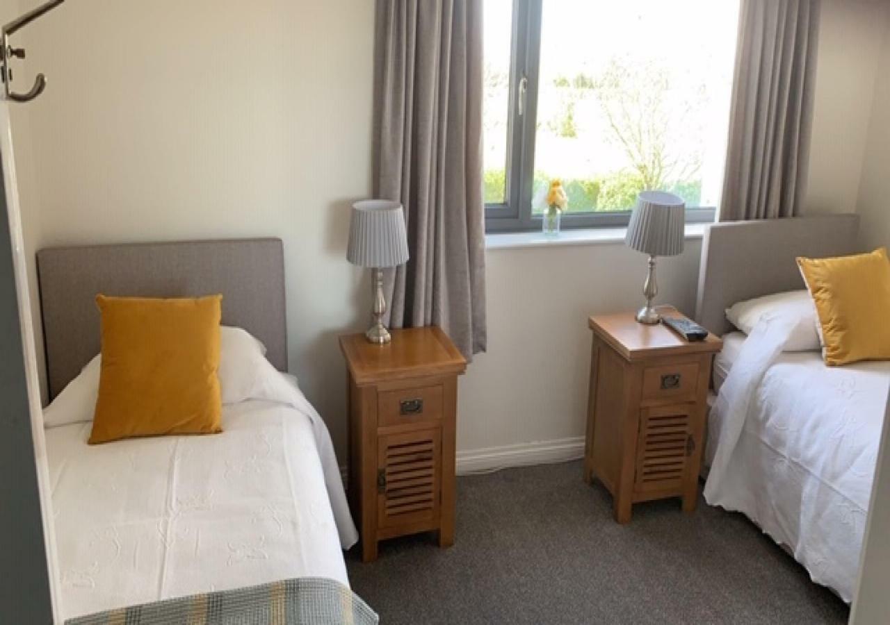 Knights Haven Bed and Breakfast Glin Exteriör bild